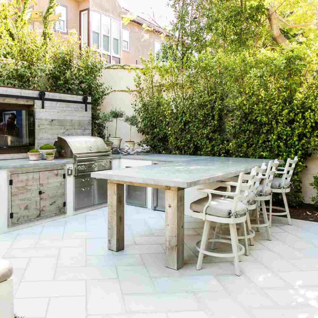 best color for outdoor furniture Light Tones_ White, Beige, Light Gray