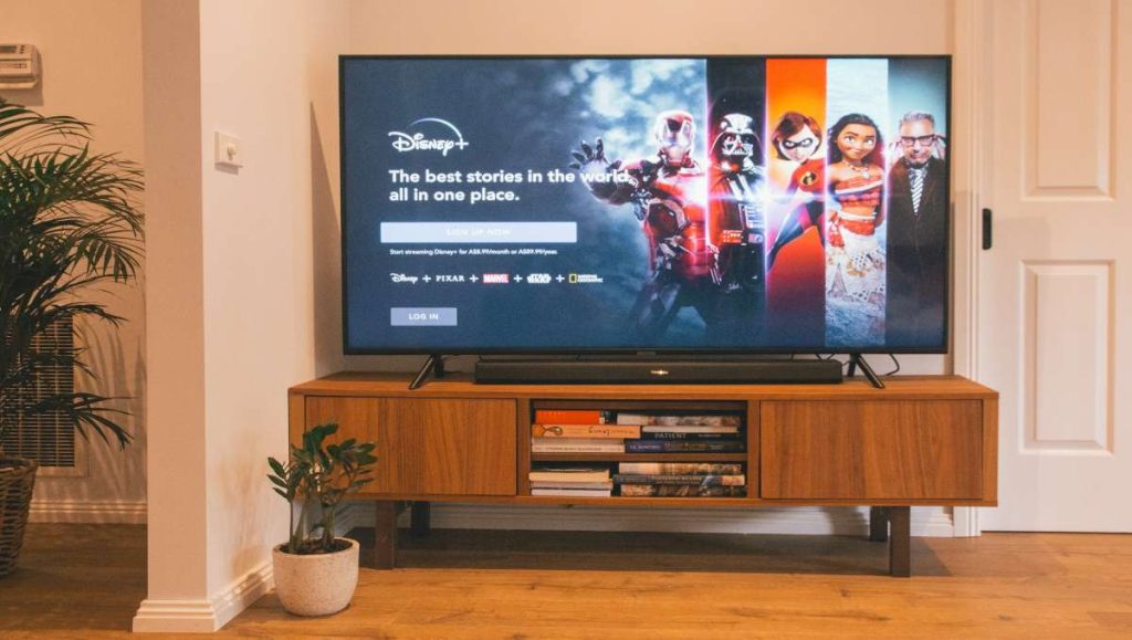 tv stand size guide TV stand in the corner setup