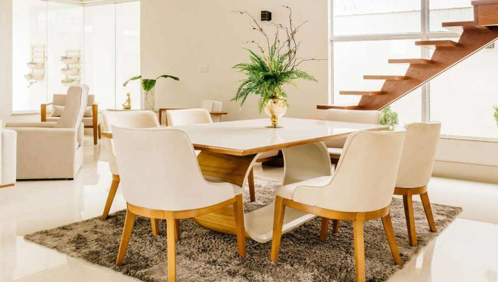 can you mix modern and traditional furniture A modern and traditional furniture setup dining room