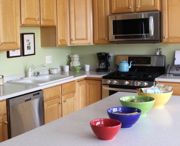 Tips on Using Amish Furniture and Furnishings In The Kitchen