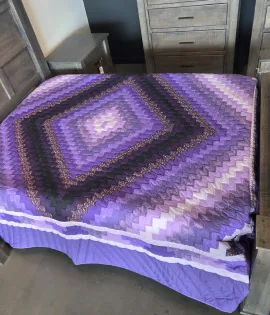 Amish Handmade Iconic Sunshine &amp; Shadow Purple Trip Around the World Quilt (90x98" Queen) - QUICK SHIP