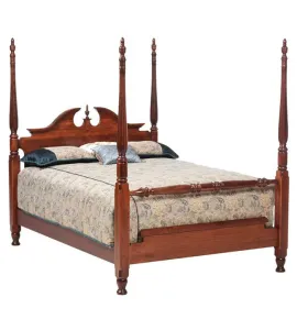 Victoria's Tradition Pilaster Bed