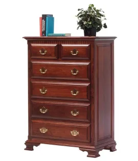 Victoria's Tradition 6 Drawer Chest of Drawers