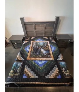 Amish Handmade Iconic Bear Lodge Quilt King Size 104X110 Inches - QUICK SHIP