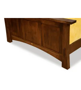 Mesa Panel Bed